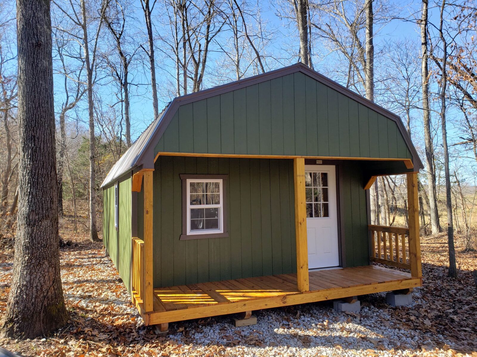 portable cabin with loft in 65453