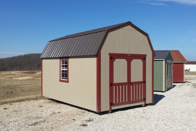 Red Lofted barn sheds for sale in Owensville, MO