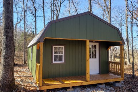 cabins with storage in st